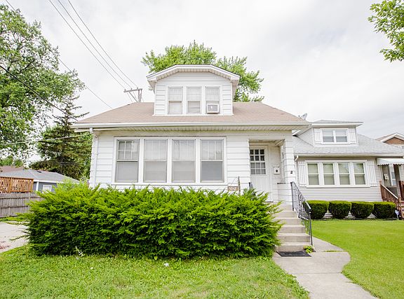 2nd image of 5942 N Nagle Ave