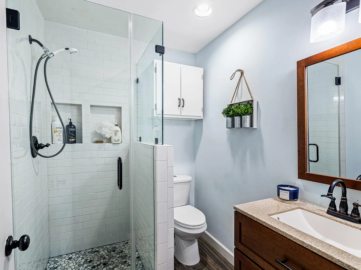 2 bed, 960 sqft, $1,600 — Photo 4