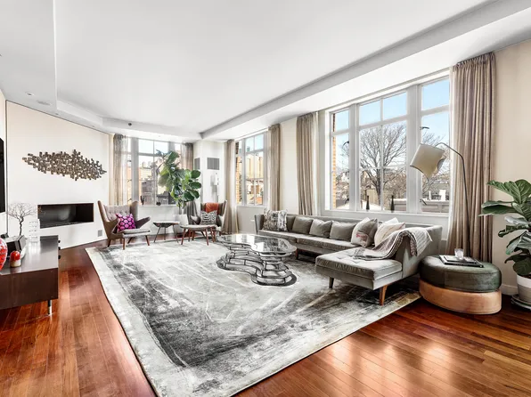 744 Greenwich Street image 1 of 15