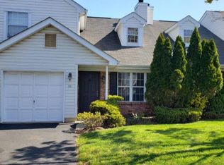 311 Classon Ct, Somerset, NJ 08873