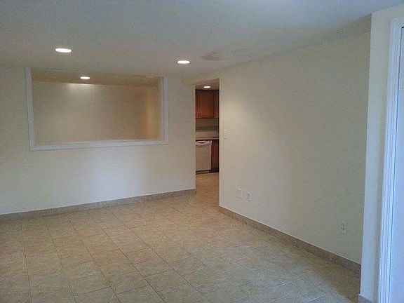 5th image of 3215 33rd St #1