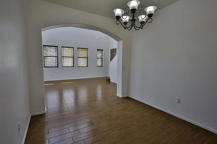 54 W Camino Cuesta Abajo — Photo 6
