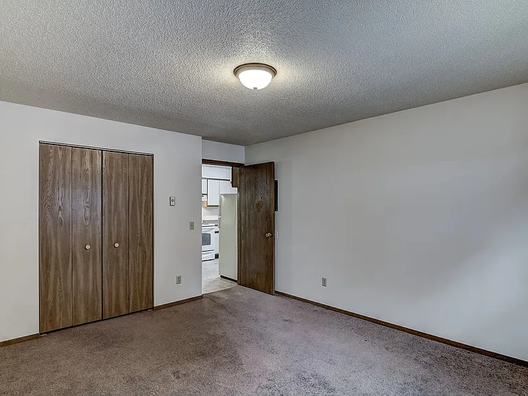 4615 Fairfax St — Photo 8