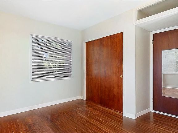 4th image of 3016 3rd Ave N #2