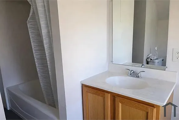 1027 S Chicago Ave #1 — Photo 7