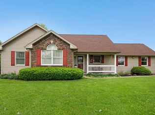 231 Vanmalson Dr, Warren, IN 46792