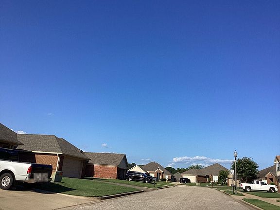 5th image of 589 Glenmede Ln