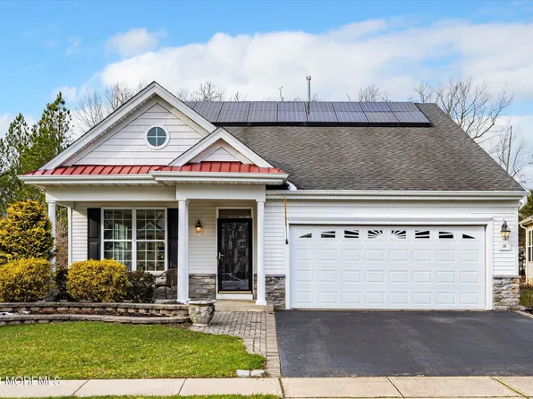 16 Montauk Place, Barnegat, NJ 08005