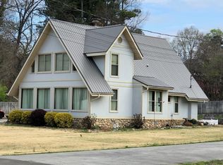 907 Brookwood Dr, Dalton, GA 30720