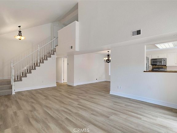 5th image of 1820 Suntree Ln