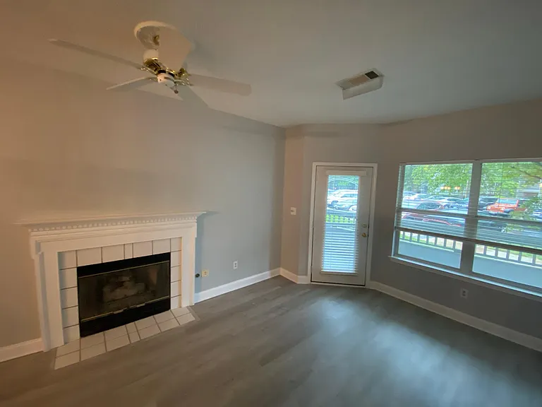 4400 Helmsford Ln #103 — Photo 25