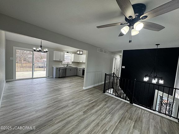 4th image of 1509 Fairlawn Ct