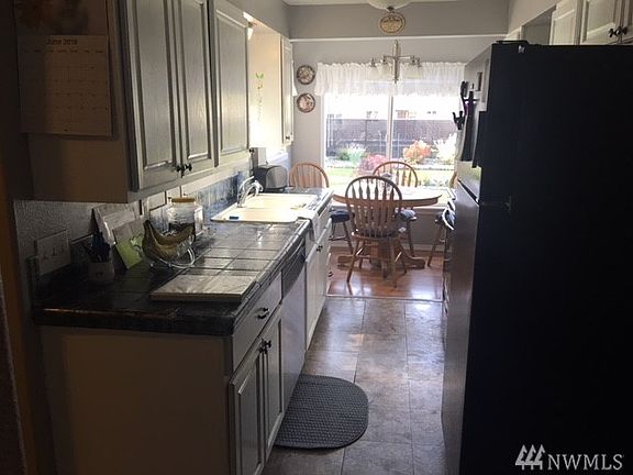 2nd image of 1118 114th St S