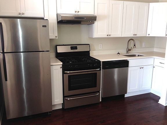 3rd image of 309 Sunset Ave APT 203