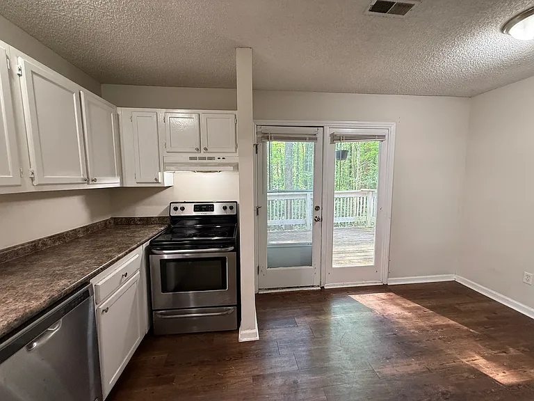 4822 Hollenden Dr #C — Photo 7