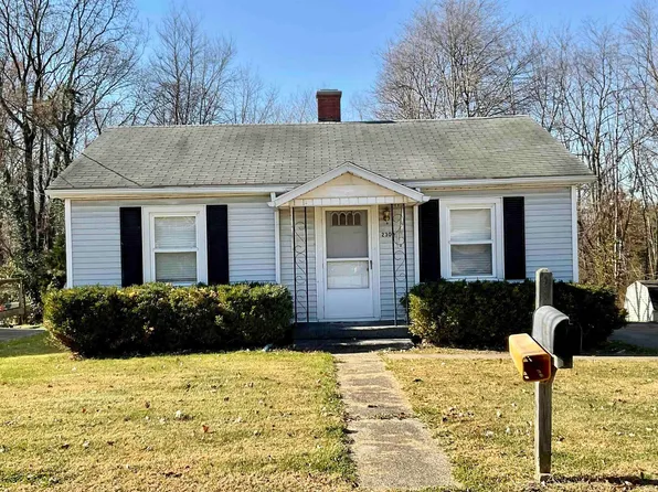 2309 Sunset Dr, Jasper, IN 47546