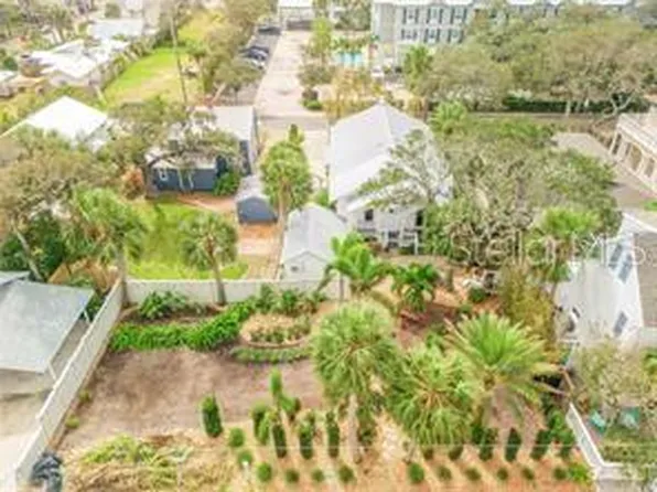217 Esther St #18, New Smyrna Beach, FL 32169