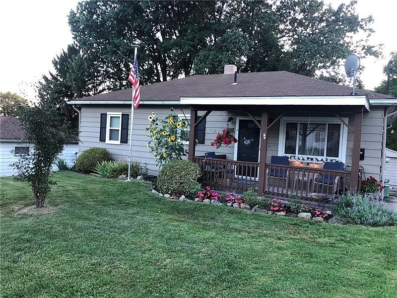 416 Patton Ave, Farrell, PA 16121 Zillow