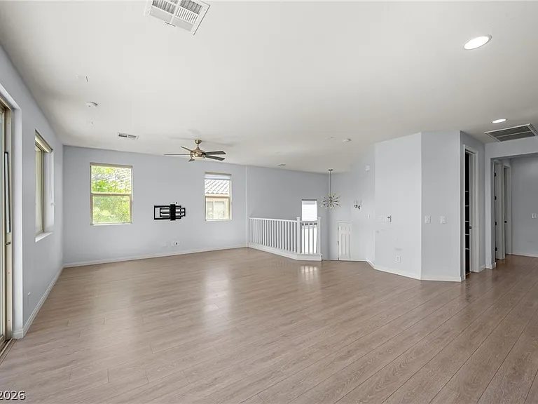 11914 Tres Bispos Ave — Photo 11
