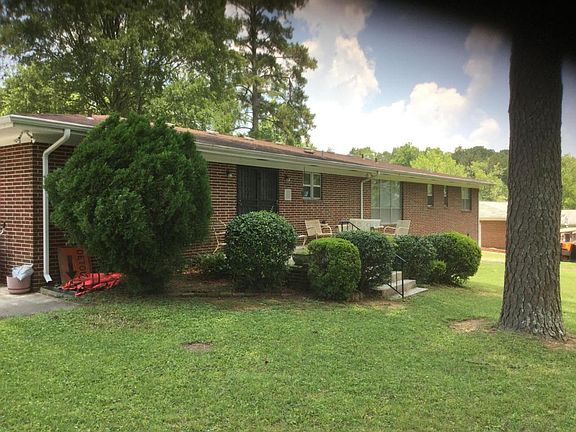 3rd image of 510 Hemphill Ave
