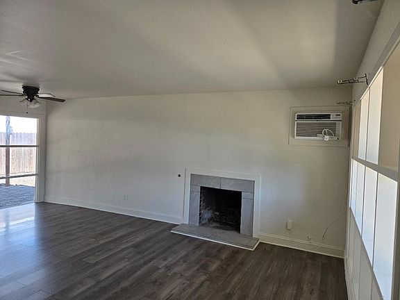3rd image of 2707 Broadmoor Ave