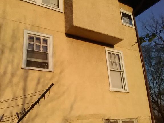 2nd image of 2906 25th St NE