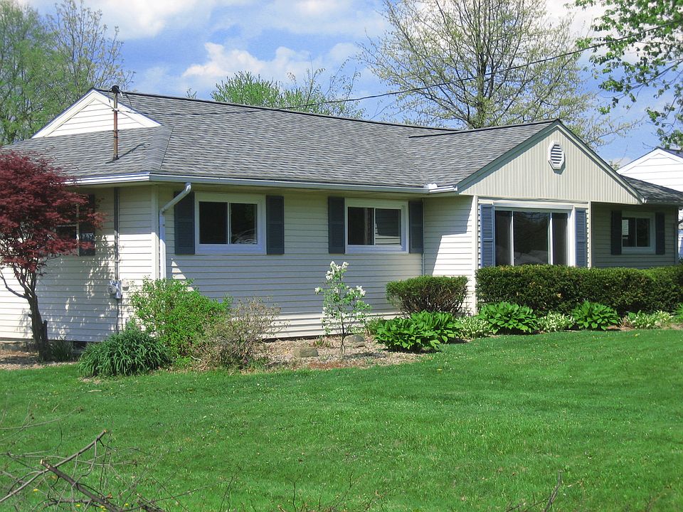 1st image of 150 Brouse Dr