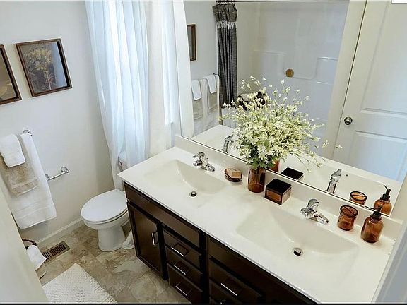 Master Bath *source from Berks homes website