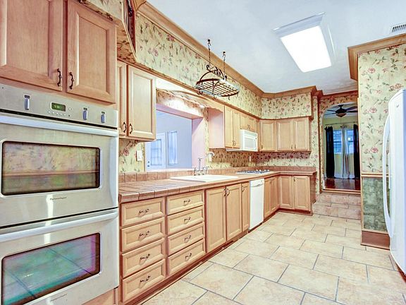 820 Murray Drive MLS-4