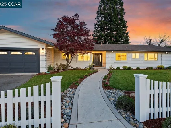 251 Ivy Dr, Orinda, CA 94563
