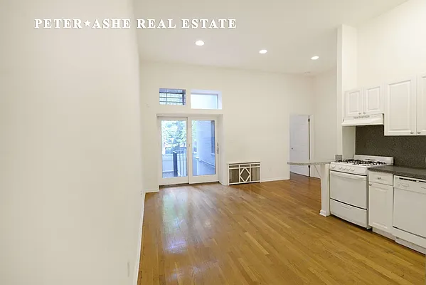 Rented by Peter Ashe | media 1