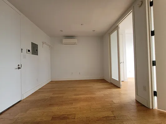 Rented by Lodger Corp | media 4