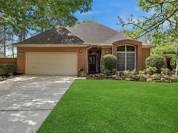3rd image of 3203 Hickory Brook Ln