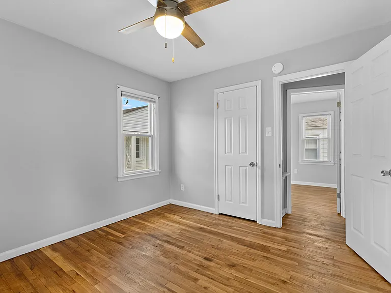 21328 Audette St — Photo 23