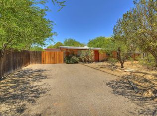 2543 E Lind Rd, Tucson, AZ 85716
