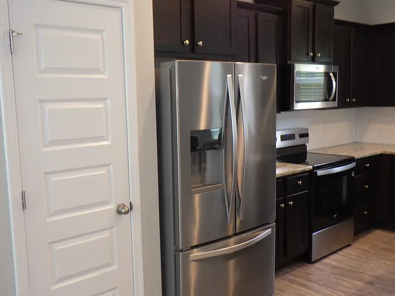 218 Day Lily St — Photo 5