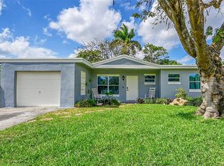 6157 Hogan Creek Rd, Margate, FL 33063