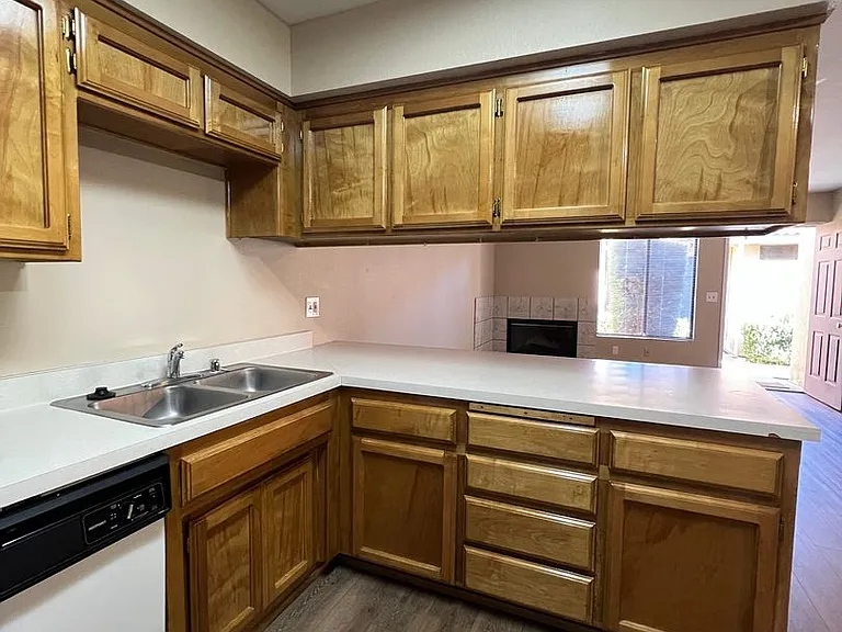 Lyn River Ct 8609 — Photo 37