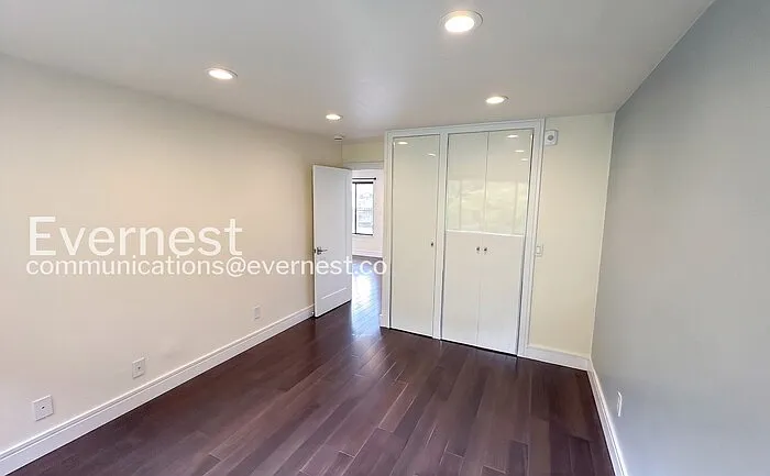 380 Monterey Blvd #302 — Photo 11