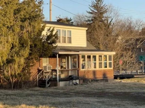 120 N Church St, Sharpsburg, MD 21782