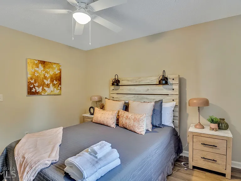 2025 Winsburg Dr NW — Photo 17