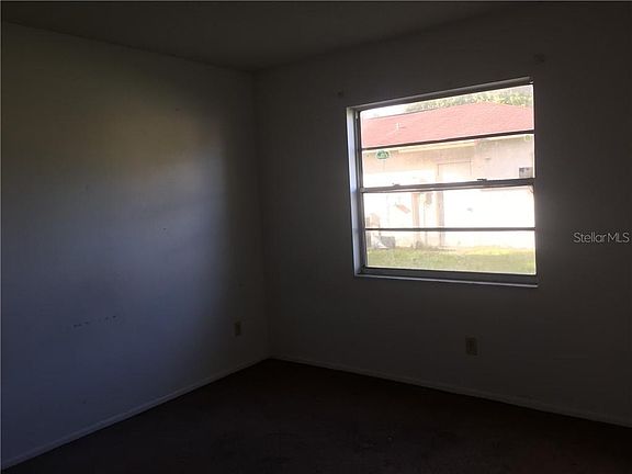 4th image of 2555 Christine Dr