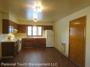 809 6th Ave N APT E, Fargo, ND 58102