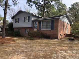 3515 Beechwood St, Hope Mills, NC 28348