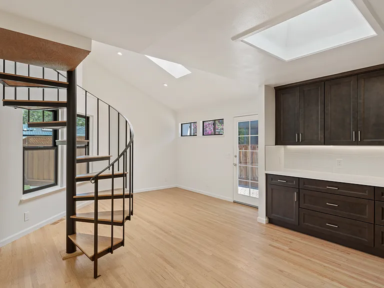 1351 Harker Ave — Photo 13