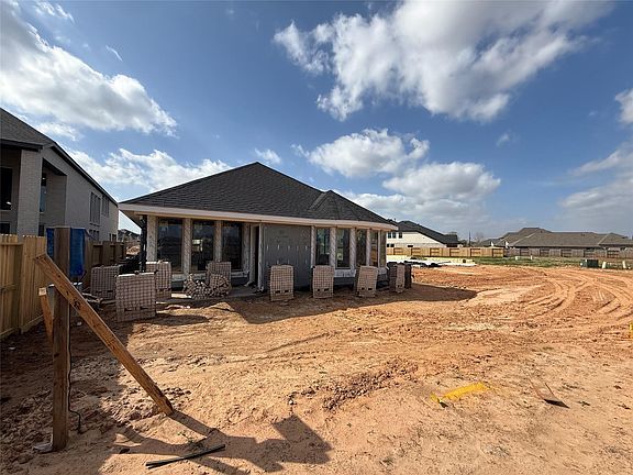 6th image of this home