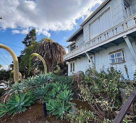 2nd image of 8069 Lemon Ave