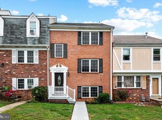 1142 James Madison Cir, Fredericksburg, VA