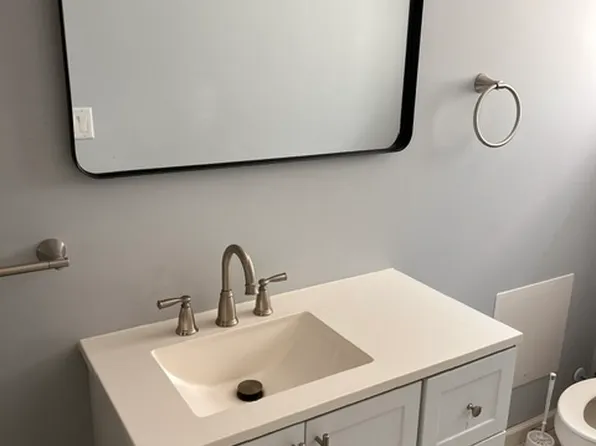 3178 Saffer St #B, Cincinnati, OH 45211