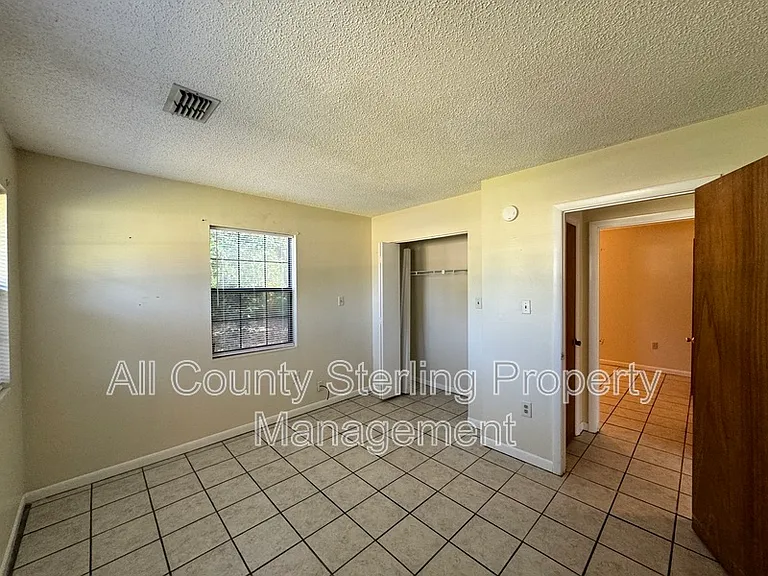159 SW Elizabeth Ct — Photo 13